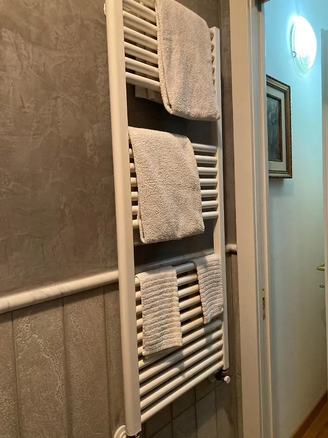 公寓 Beautiful New Apartment, Near Torre Di 比萨