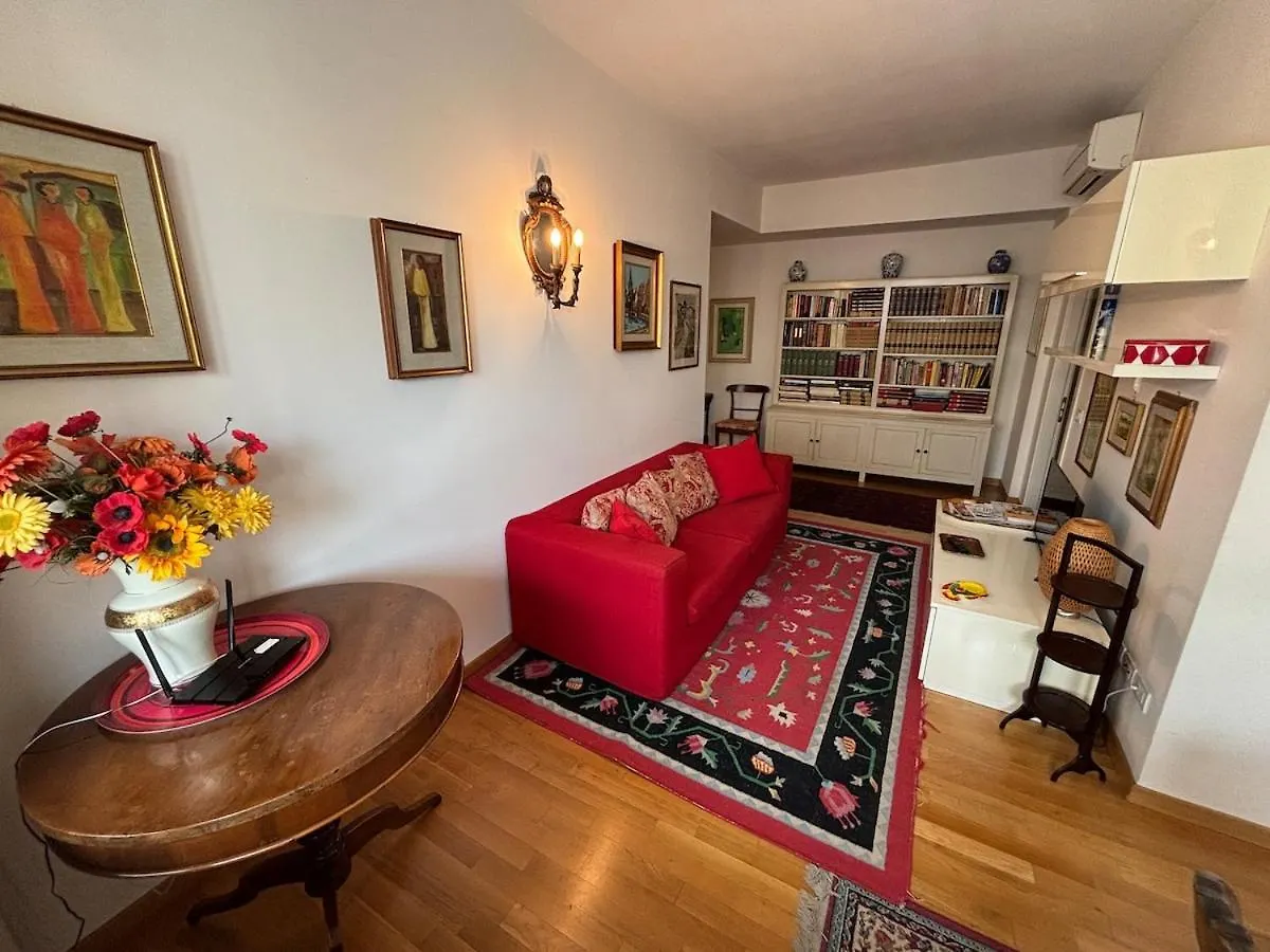 公寓 Beautiful New Apartment, Near Torre Di 比萨