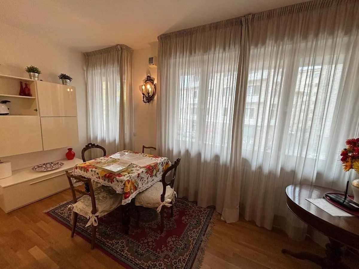 Beautiful New Apartment, Near Torre Di Pisa Apartment